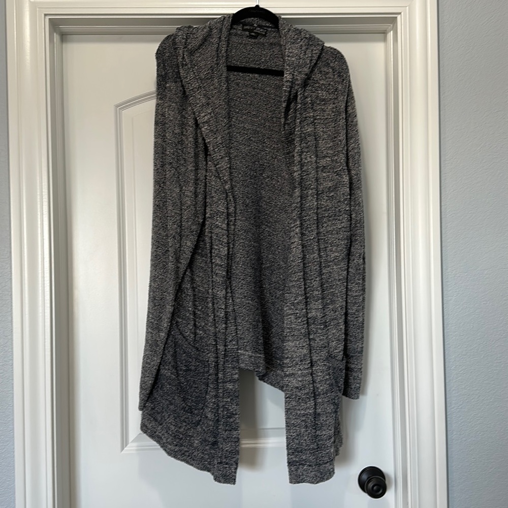 Barefoot Dreams hooded wrap sweater. 3x.